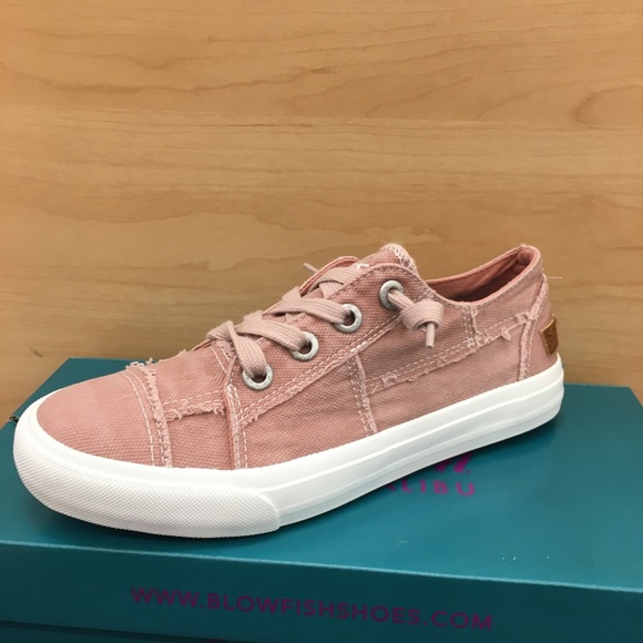 🌸RESTOCK 💕Dirty Pink Blowfish Sneakers 🐡W - Picture 9 of 9